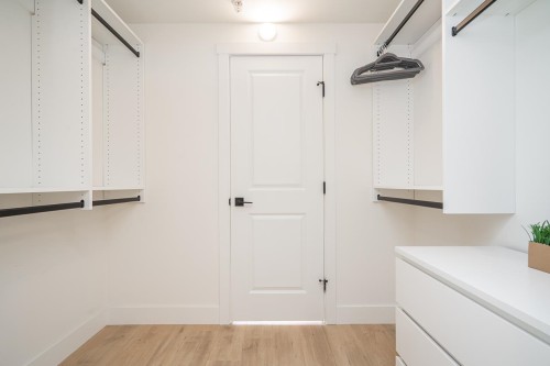 209-7506 199A Street, Langley, BC 