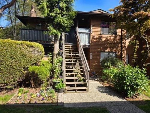 1202-10620 150 Street  Surrey, BC V3R 7S1