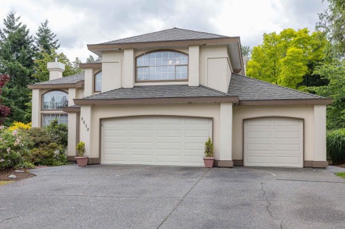 8658 165A Street, Surrey, BC 