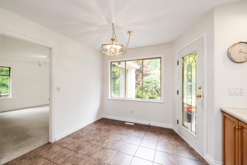 8658 165A Street, Surrey, BC 