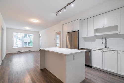 210-15825 85 Avenue, Surrey, BC 