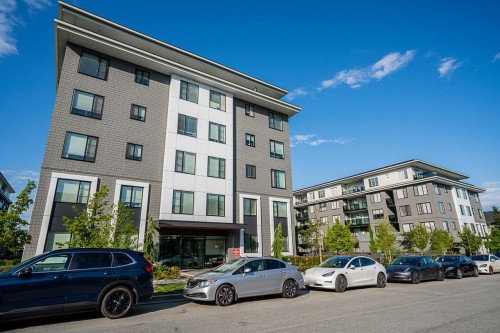 210-15825 85 Avenue, Surrey, BC 