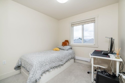 21025 80 Avenue, Langley, BC 