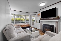 116-2962 Trethewey Street  Abbotsford, BC V2T 4M3