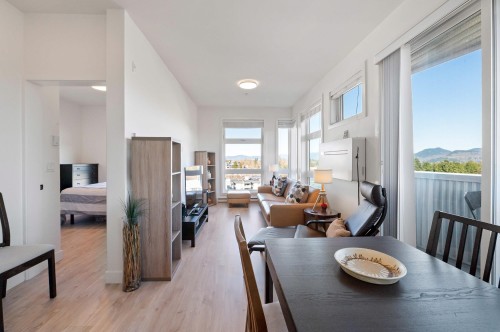 601-32838 Landeau Place, Abbotsford, BC 