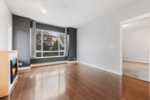 215-2943 Nelson Place, Abbotsford, BC 