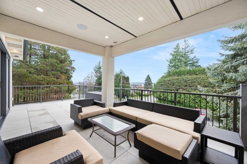 1113 Dolphin Street, White Rock, BC 