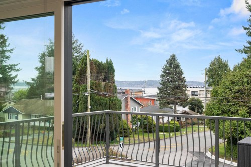 1113 Dolphin Street, White Rock, BC 