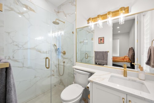 1113 Dolphin Street, White Rock, BC 