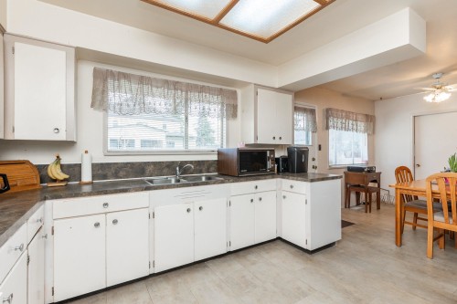 8736 154 Street, Surrey, BC 