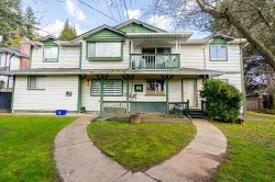 8412--8414 156 Street  Surrey, BC V3S 3R9