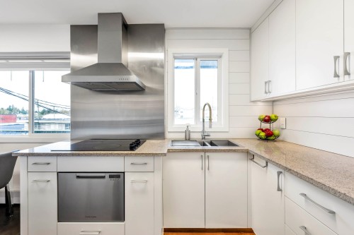 325-17707 57A Avenue, Surrey, BC 