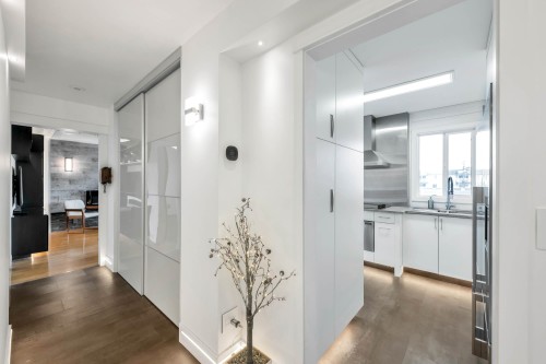 325-17707 57A Avenue, Surrey, BC 