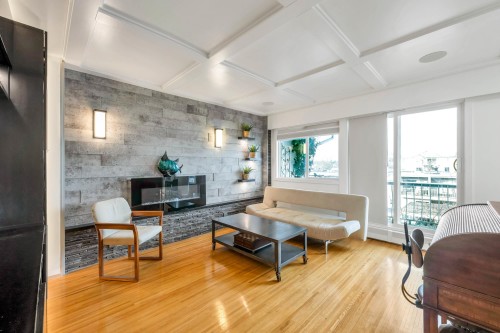 325-17707 57A Avenue, Surrey, BC 