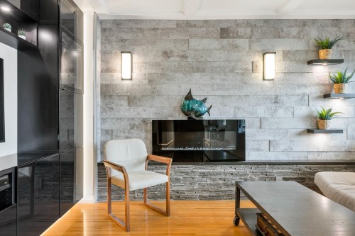 325-17707 57A Avenue, Surrey, BC 