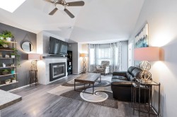 305-19721 64 Avenue  Langley, BC V2Y 1L1