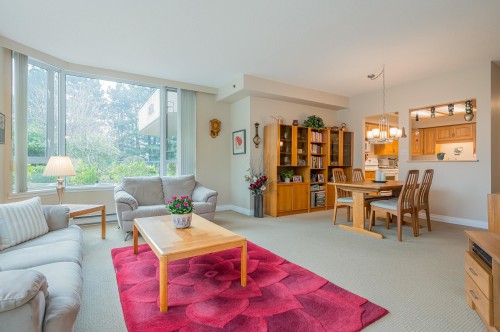 102-3170 Gladwin Road, Langley, BC 