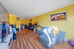 325-11806 88 Avenue  Delta, BC V4C 3C5