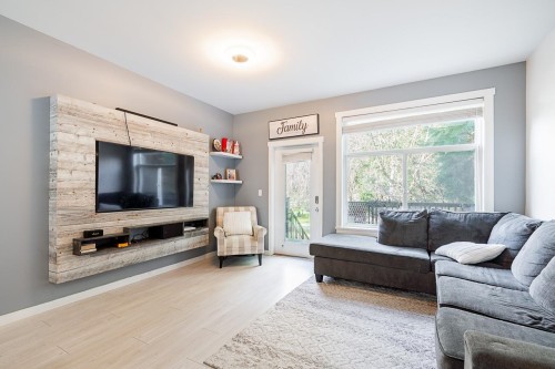 19-15075 60 Avenue, Surrey, BC 