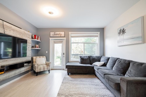 19-15075 60 Avenue, Surrey, BC 