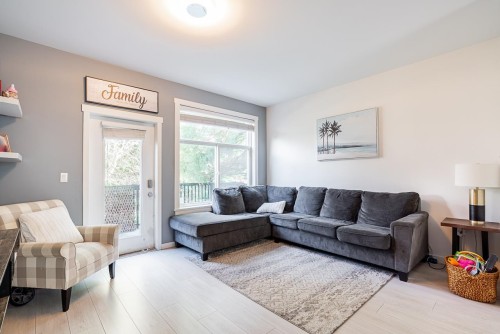 19-15075 60 Avenue, Surrey, BC 