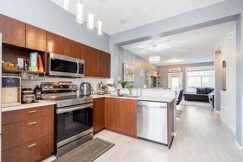 19-15075 60 Avenue, Surrey, BC 