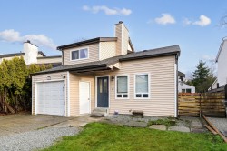 6068 Brooks Crescent  Surrey, BC V3S 7L1