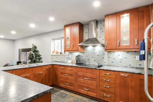 6068 Brooks Crescent, Surrey, BC 