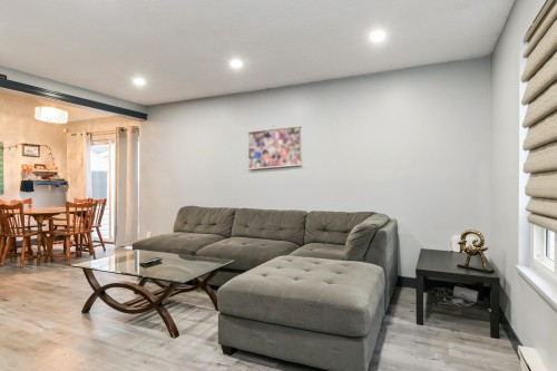 6068 Brooks Crescent, Surrey, BC 