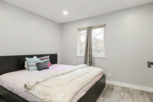 6068 Brooks Crescent, Surrey, BC 
