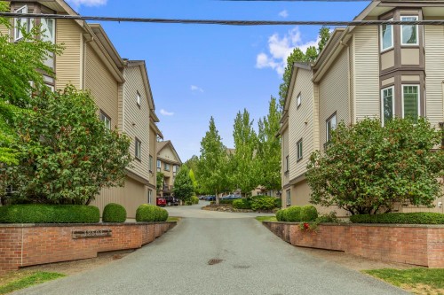 2-32501 Fraser Crescent  Mission, BC V2V 1C5