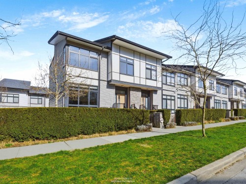 13-14057 60A Avenue, Surrey, BC 