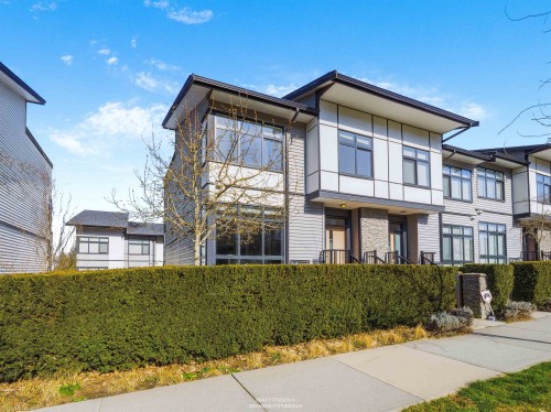 13-14057 60A Avenue, Surrey, BC 