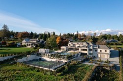 18238 20 Avenue  Surrey, BC V3Z 9W1