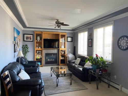 16072 96A Avenue, Surrey, BC 