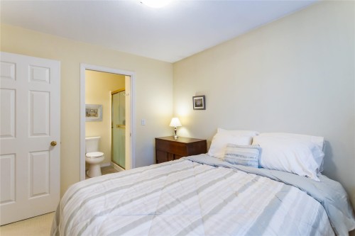 1-15140 20 Avenue, Surrey, BC 