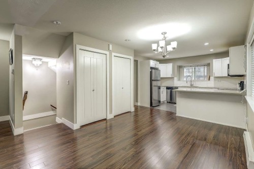 115-13368 72 Avenue, Surrey, BC 