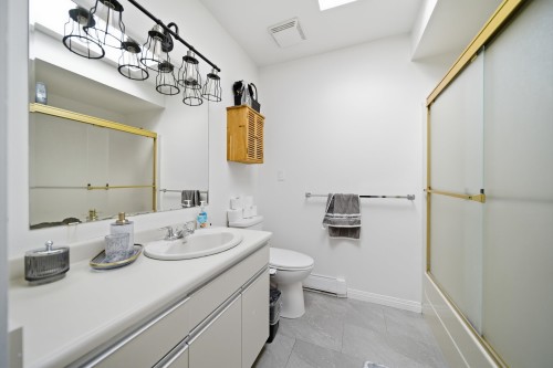 34949 Everett Drive, Abbotsford, BC 