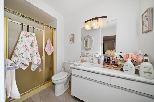 34949 Everett Drive, Abbotsford, BC 