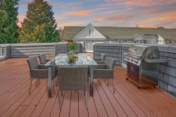 411-15555 16 Avenue  Surrey, BC V4A 1R7