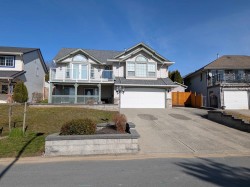 8305 Casselman Crescent Mission, BC V2V 6Z8