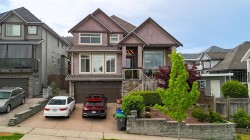 18933 55 Avenue  Surrey, BC V3S 6W7