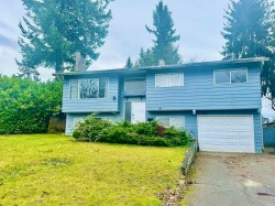 15058 Robin Crescent  Surrey, BC V3R 4X8