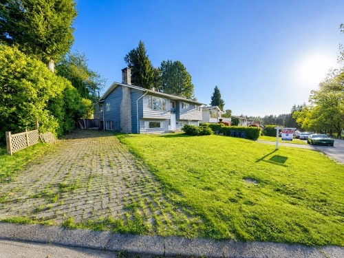 15058 Robin Crescent, Surrey, BC 