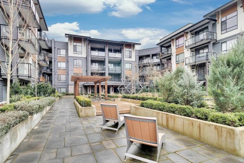 320-7506 199A Street, Langley, BC 