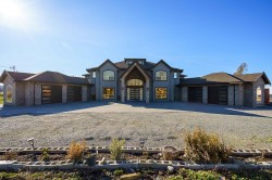 4371 184 Street  Surrey, BC V3Z 1B7