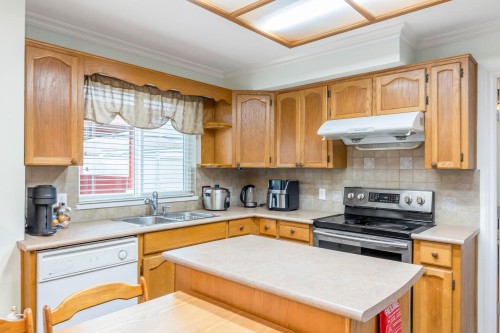 9505 161 Street, Surrey, BC 