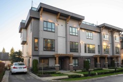 19-19670 55a Avenue  Langley, BC V3A 0M1