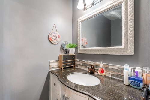 8403 Arbour Place, Surrey, BC 
