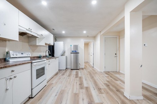 8403 Arbour Place, Surrey, BC 